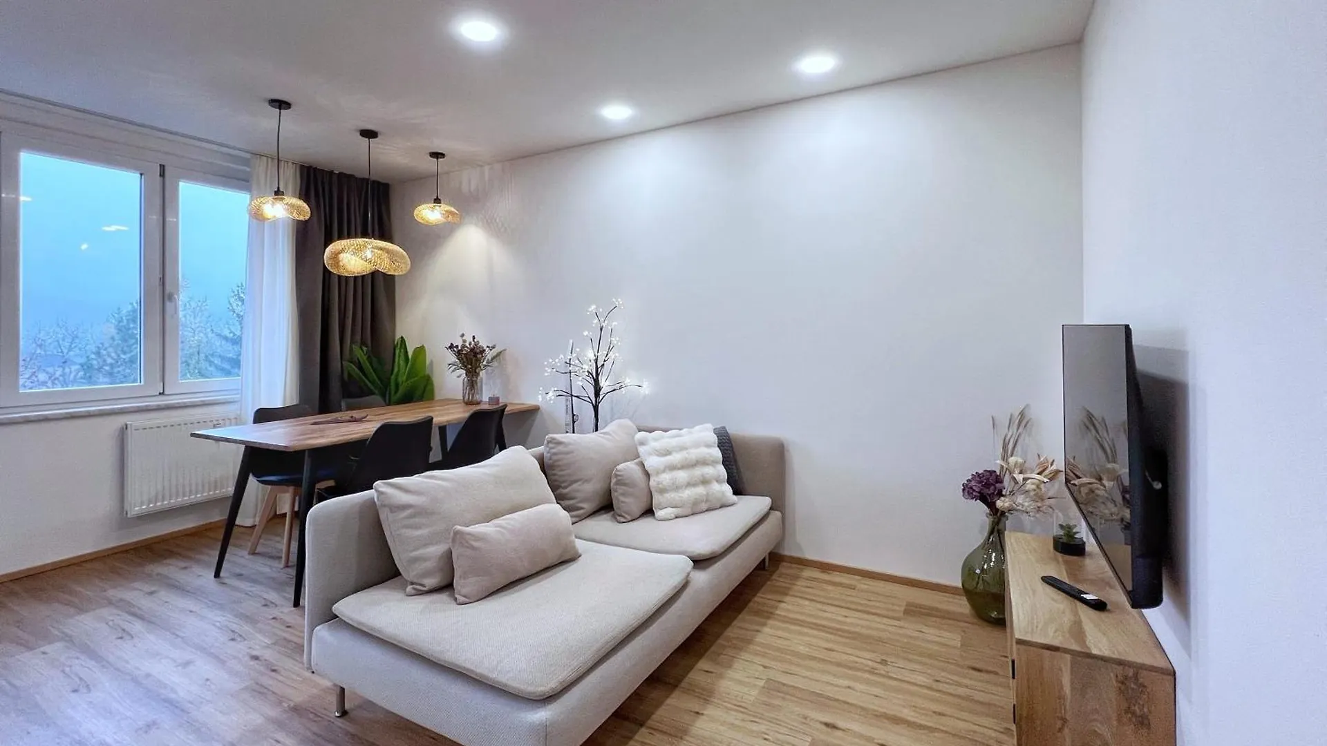 Jana'S Wow Apt, 3 Room, Free Parking, 15'Airpt, 25'City Prague 0*,  Czech Republic
