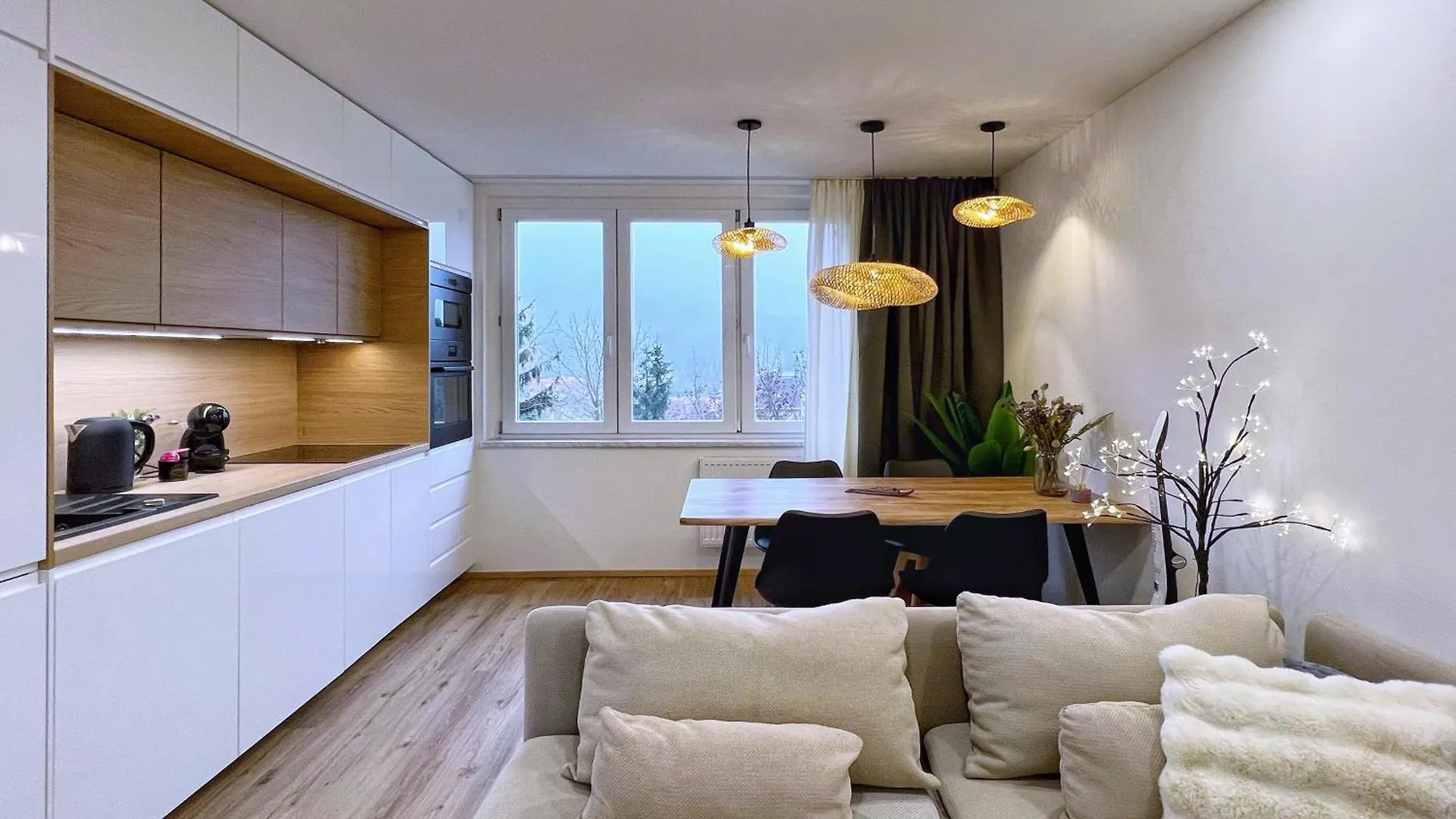 Jana'S Wow Apt, 3 Room, Free Parking, 15'Airpt, 25'City Prague