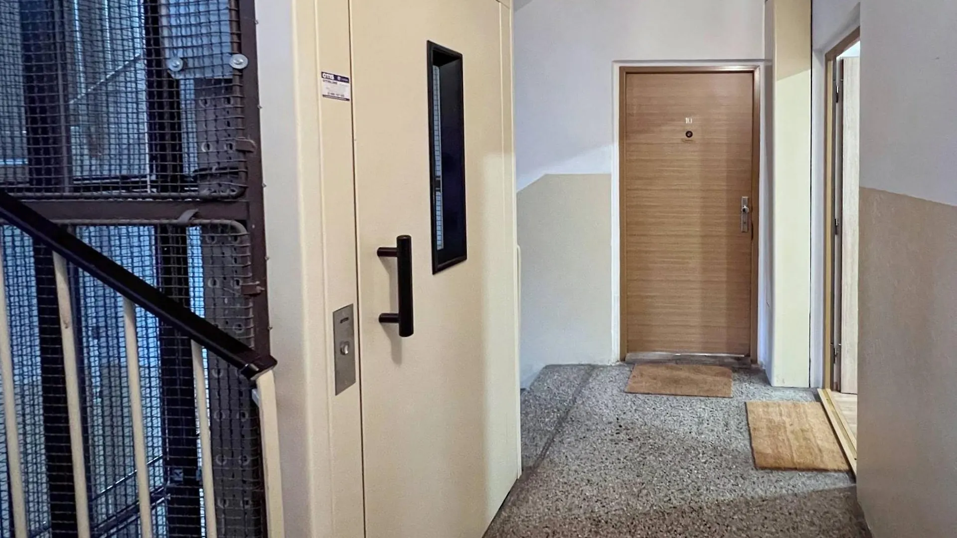 Jana'S Wow Apt, 3 Room, Free Parking, 15'Airpt, 25'City Prague 0*,
